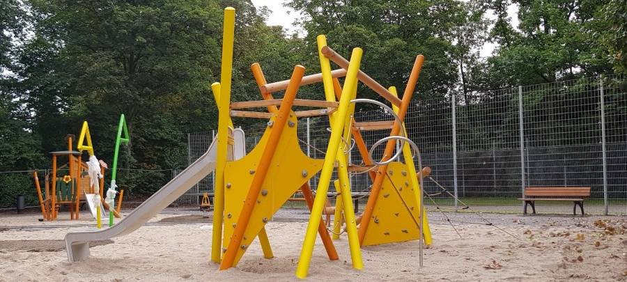Spielplatz am Meersternweg in Essen-Karnap (vor Sanierung)