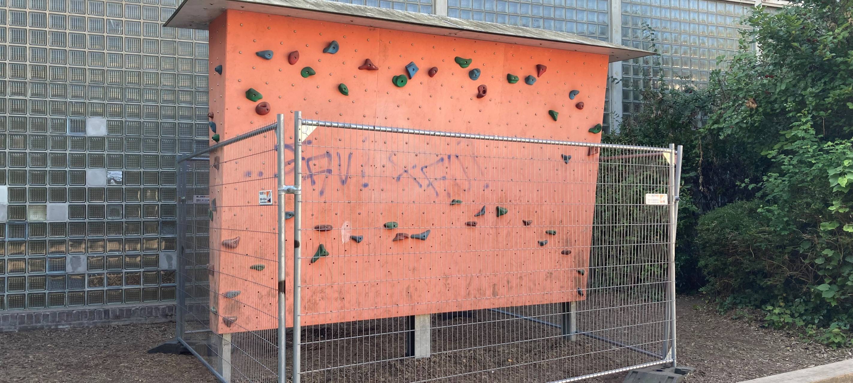 Klettergerüste in Essen nach Monaten endlich repariert