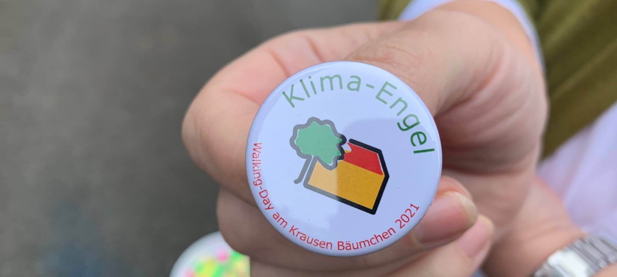 Button für den Walking Day an der Schule Am Krausen Bäumchen in Essen