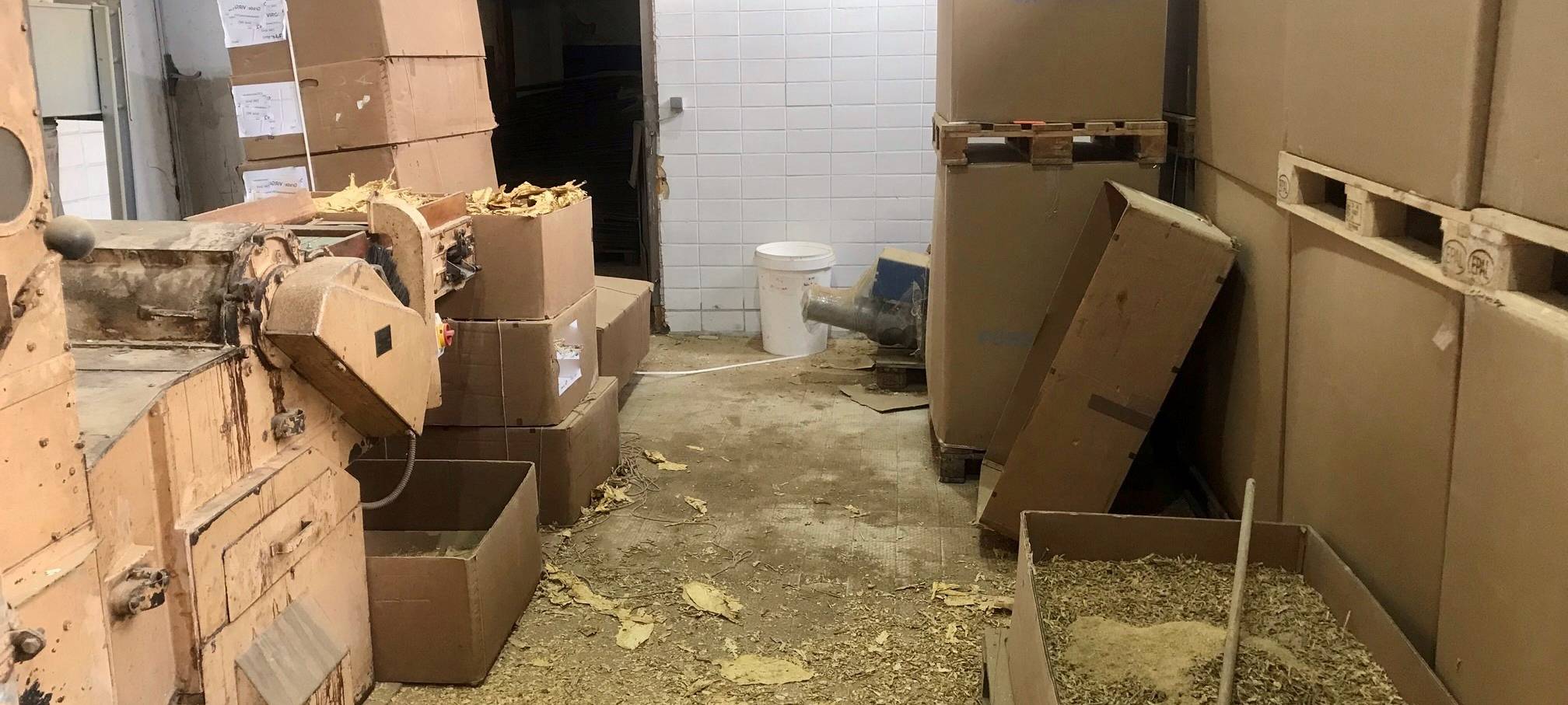 Durch Zufall: Zoll Essen hebt illegale Tabakproduktion aus