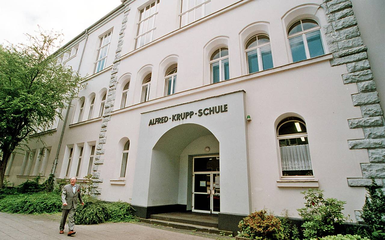 Gymnasium in Frohnhausen: Die Alfred-Krupp-Schule in Essen.