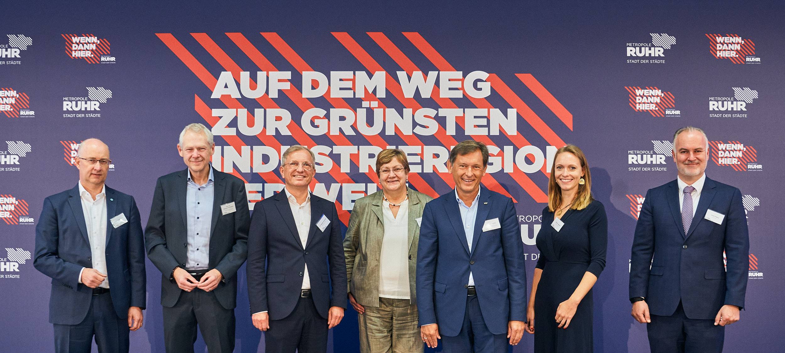 Wie wird die Metropole Ruhr grünste Industrieregion der Welt? Eine Veranstaltung im Folkwang Museum (Gruppenfoto der Teilnehmer)