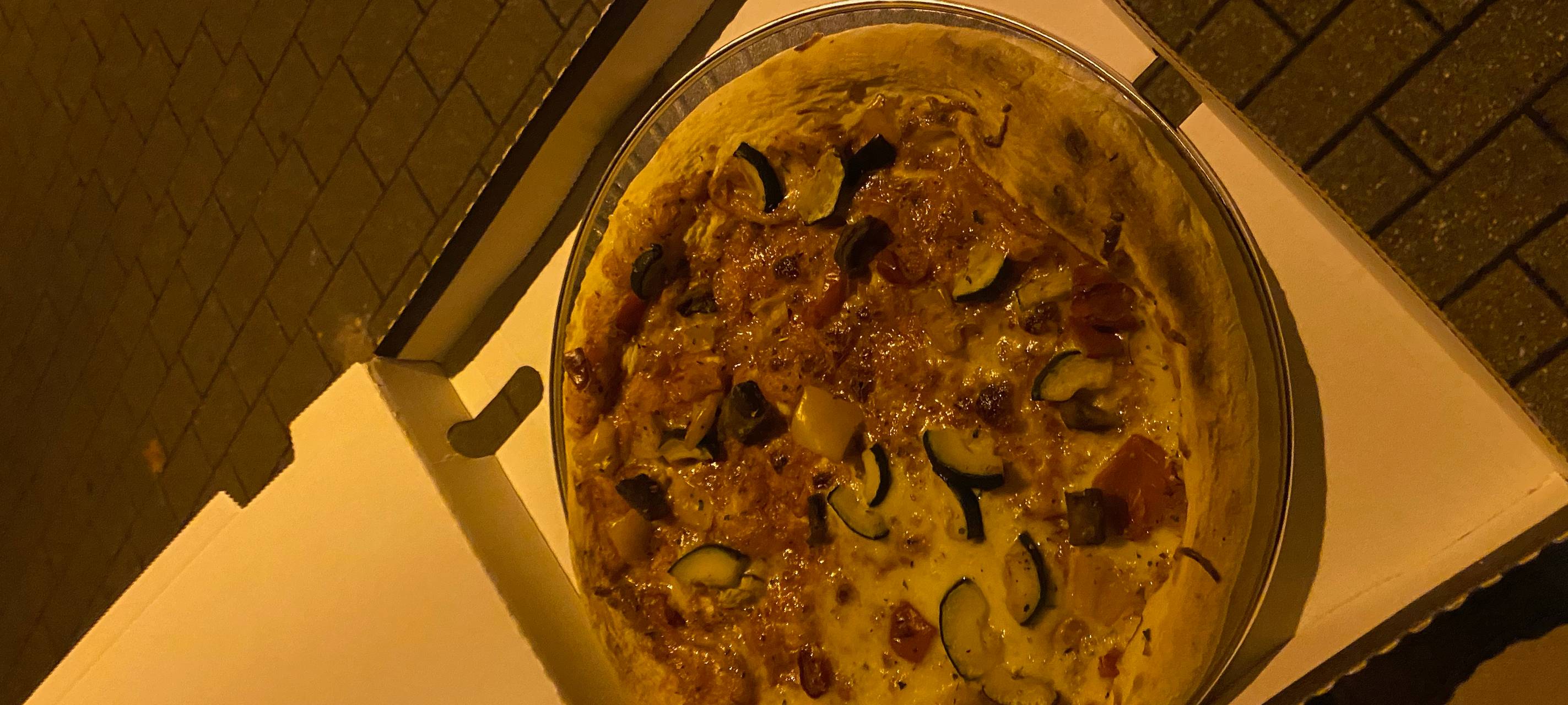 Neuer Pizzaautomat in Essen - der 24 Stunden Italiener