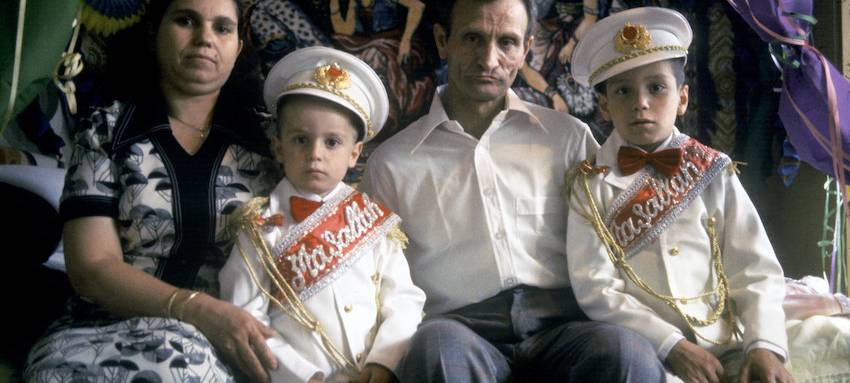 Mustafas Traum im Ruhrmuseum Essen: Auf einmal hängen die Familienfotos im Museum!