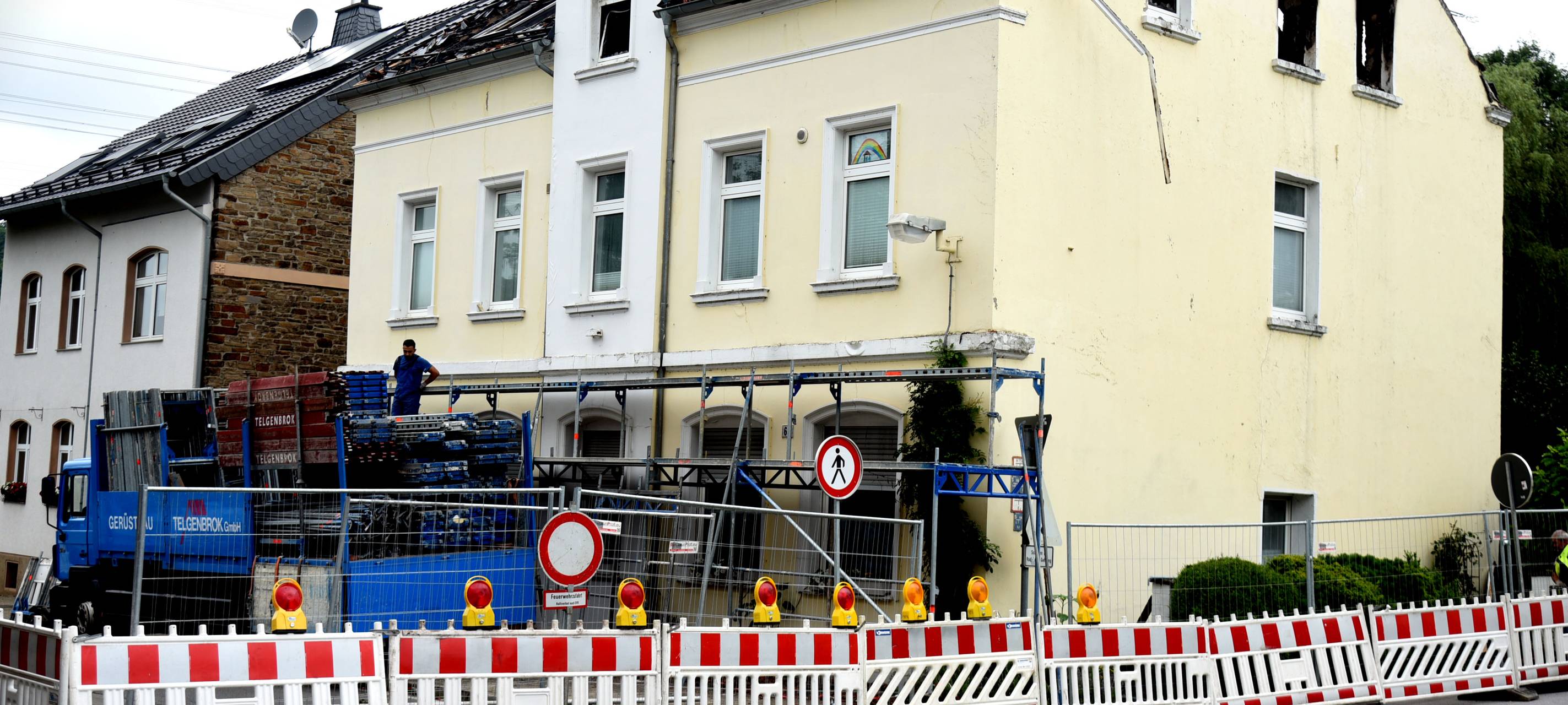 Ausgebranntes Wohnhaus an der Nierenhofer Straße in Essen-Byfang im Juli 2021