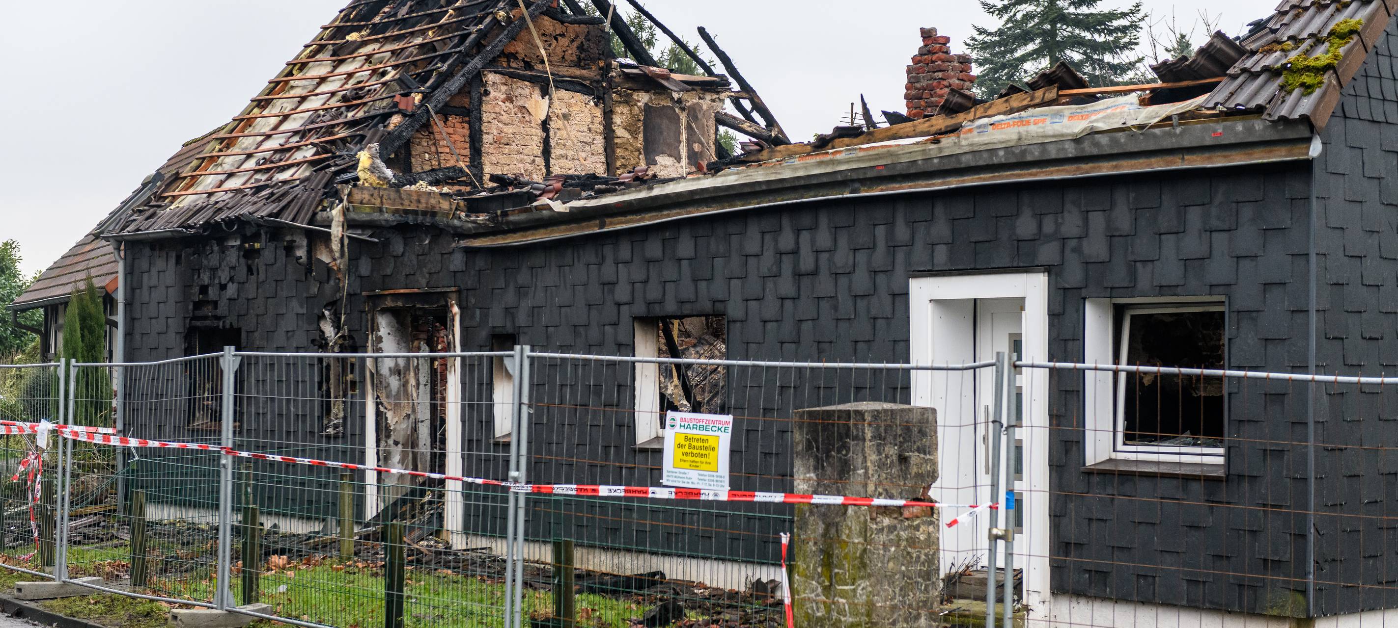 brand-feuer-ruine-haarzopf-radio-essen
