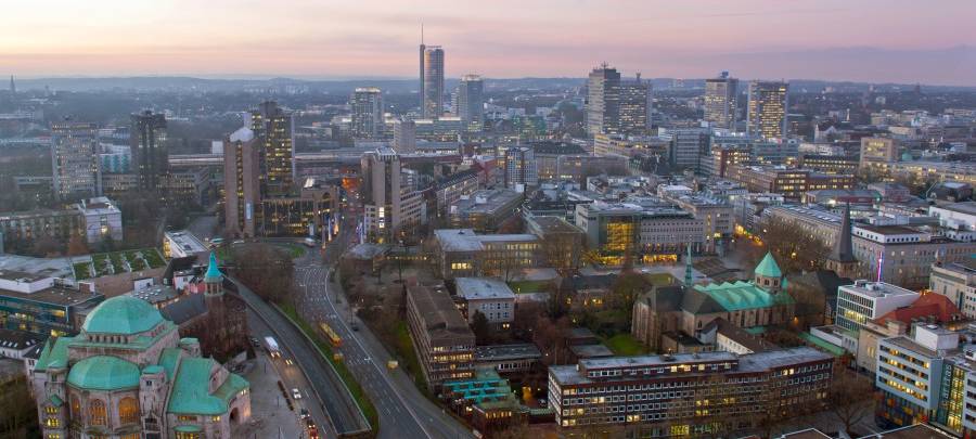 Skyline von Essen vom Rathaus aus gesehen