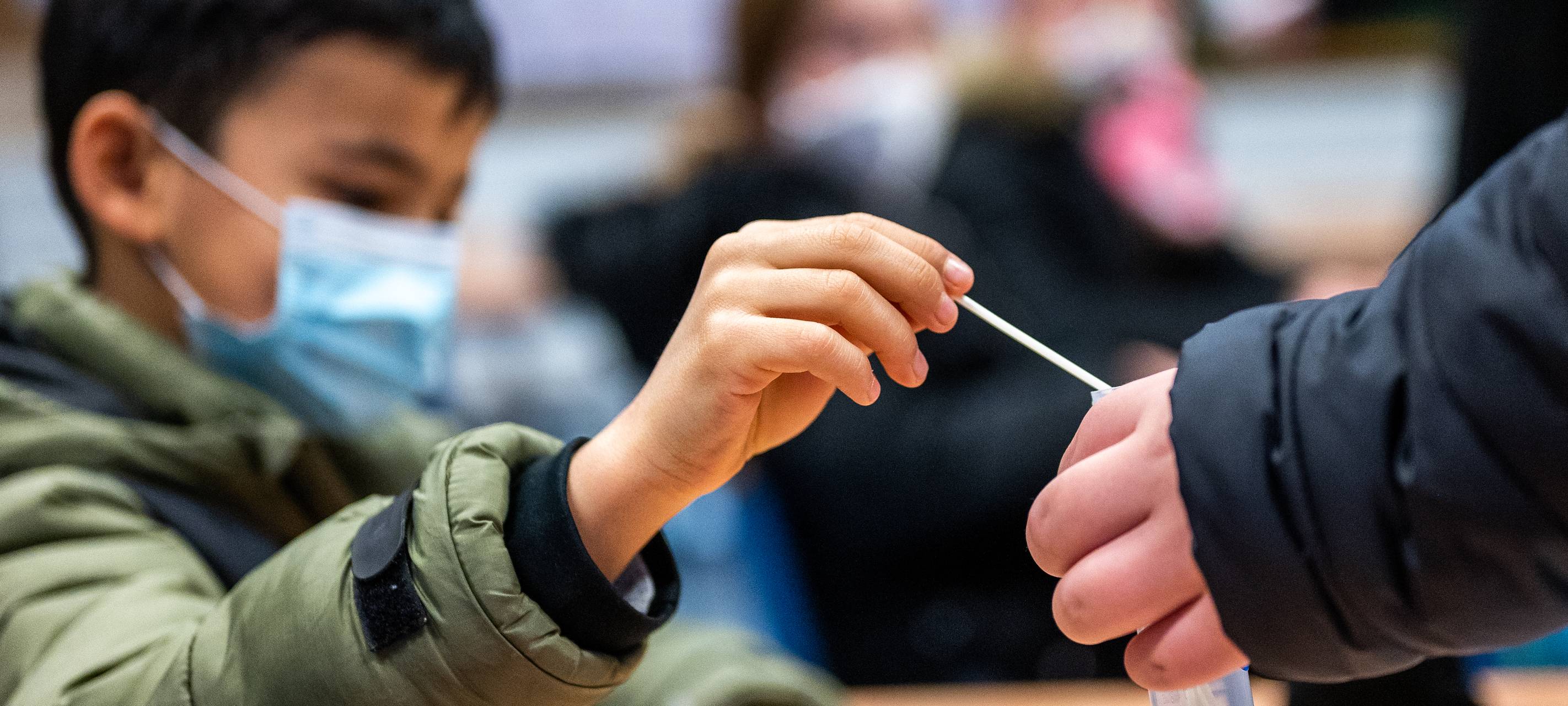 corona-test-radio-essen-coronatest-pooltest-pool-test-schulenkorf