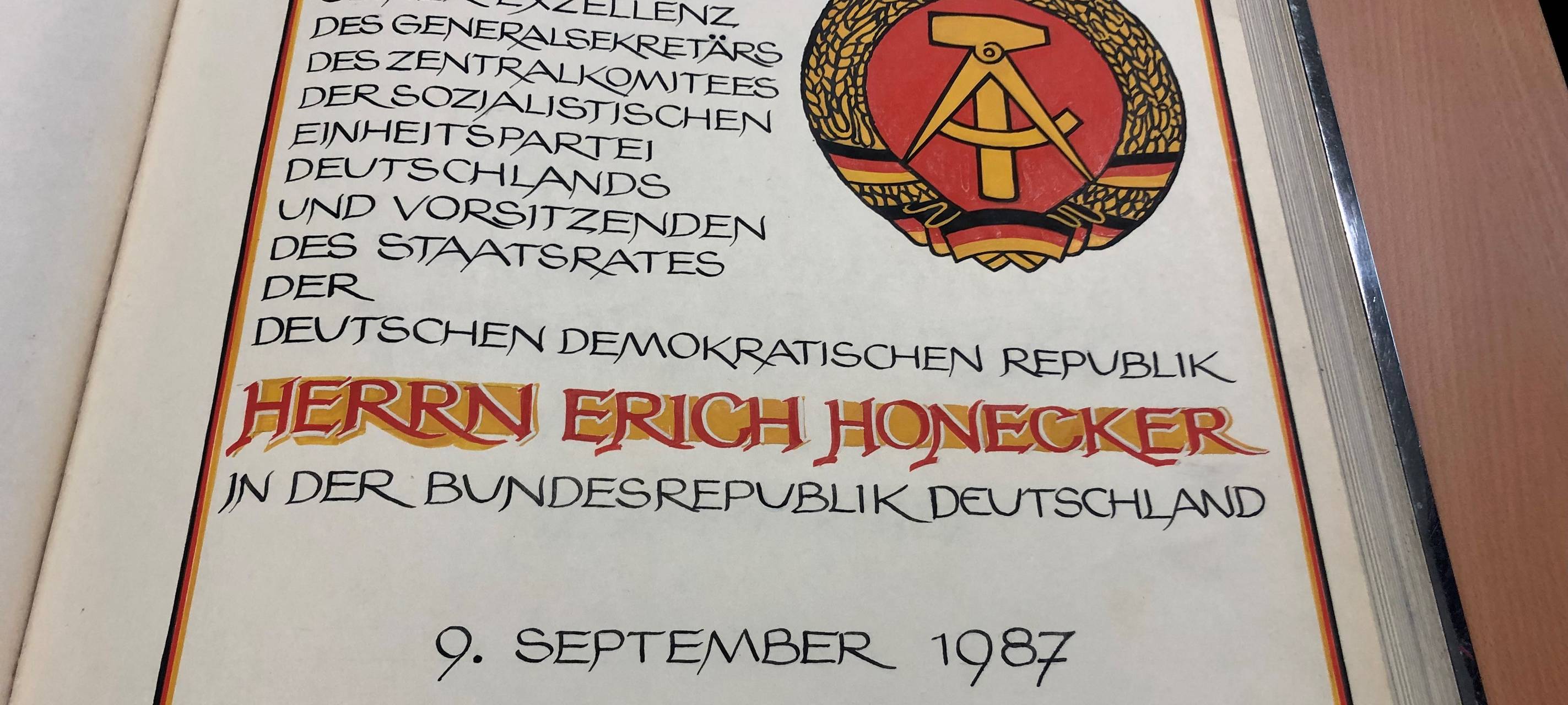 Stahlbuch Essen: Berühmte Namen und Anekdoten aus 70 Jahren Stadtgeschichte