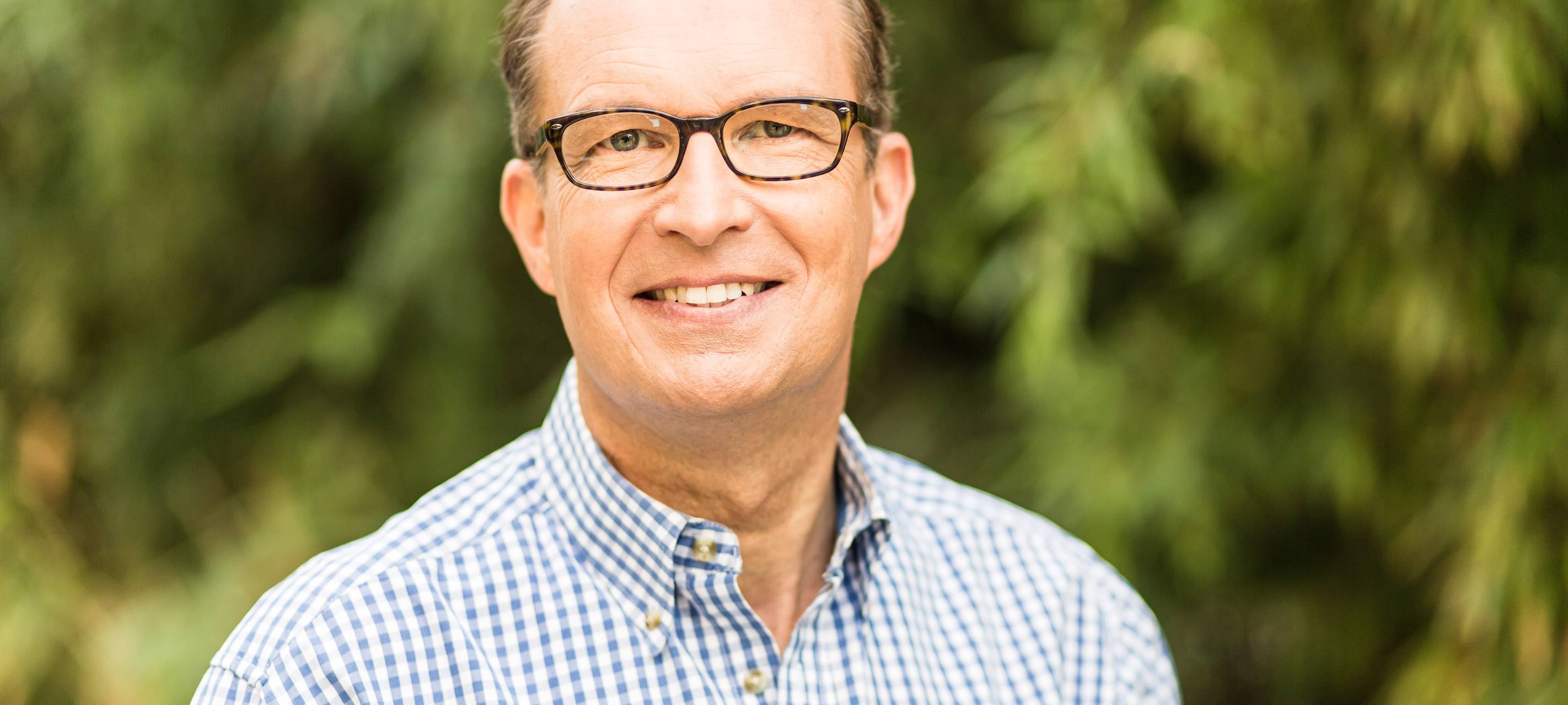 Mediziner erklärt: So lässt sich eine Corona-Infektion zuhause behandeln