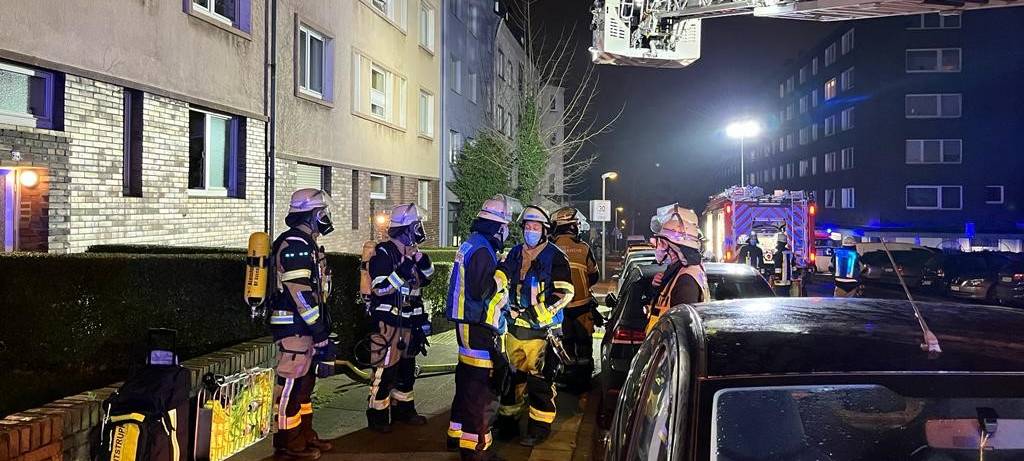 Feuer in Mehrfamilienhaus an der Kleinen Steubenstraße in Essen-Südostviertel