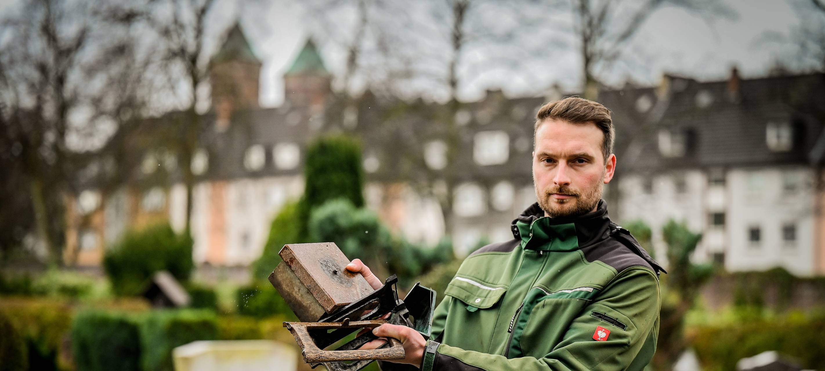 friedhof-gaertner-diebstahl-radio-essen