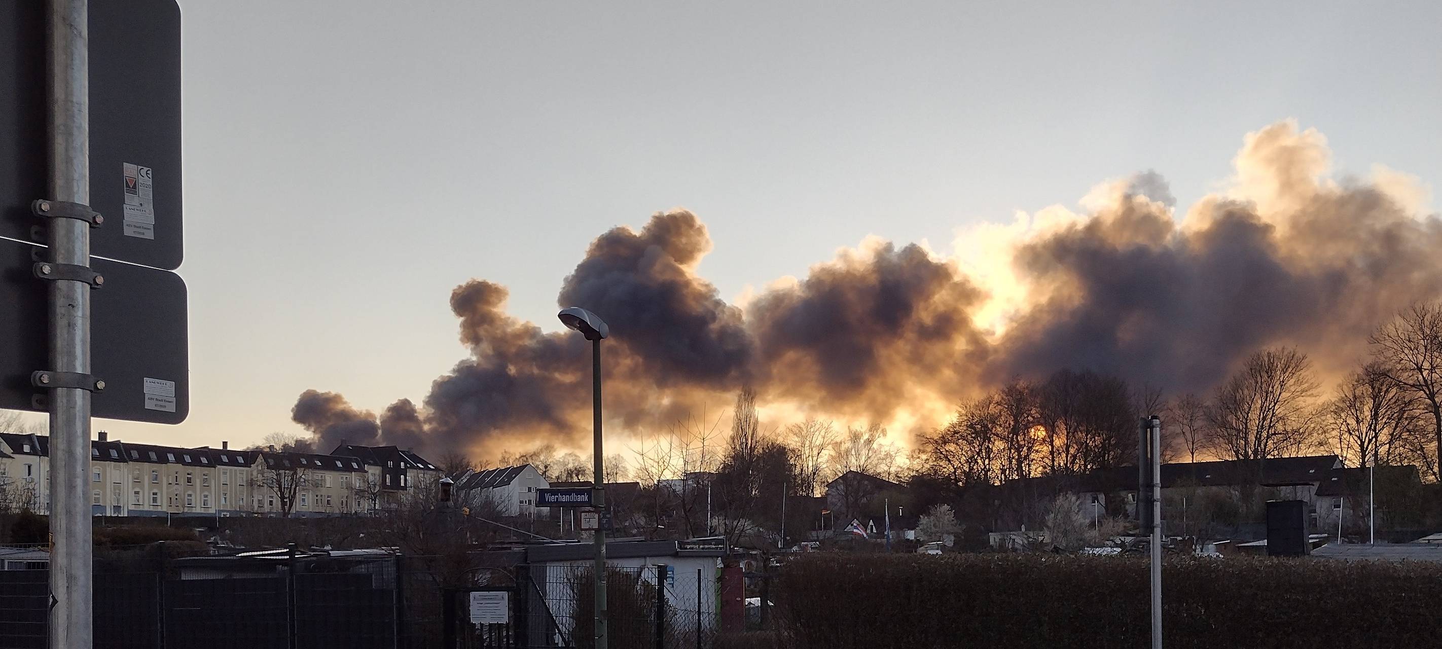 Polizei Essen: Stand der Ermittlungen zu den Großbränden der letzten Wochen