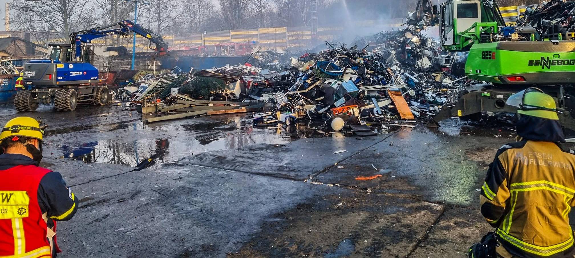 Polizei Essen: Stand der Ermittlungen zu den Großbränden der letzten Wochen