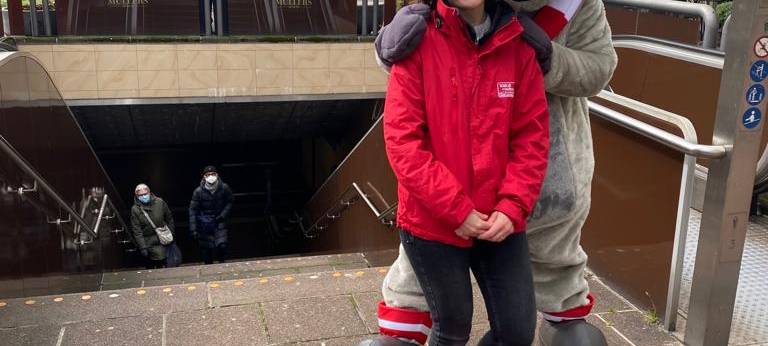 Emil On Tour: Unterwegs mit unserem Radioelch zum 30. Geburstag