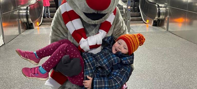 Emil On Tour: Unterwegs mit unserem Radioelch zum 30. Geburstag