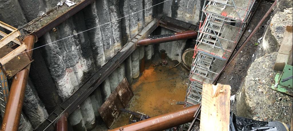 Verfolgungsjagd in Essen endet in Baustelle