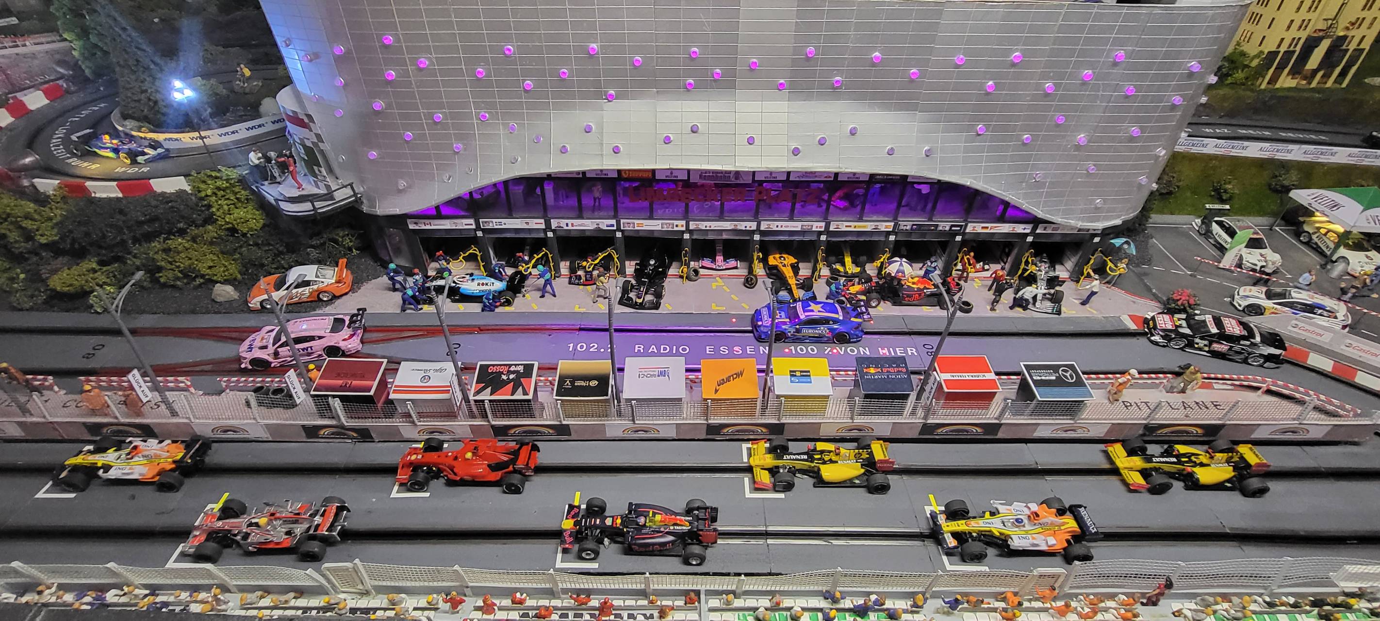 Das ist die größte Carrera-Bahn in Essen