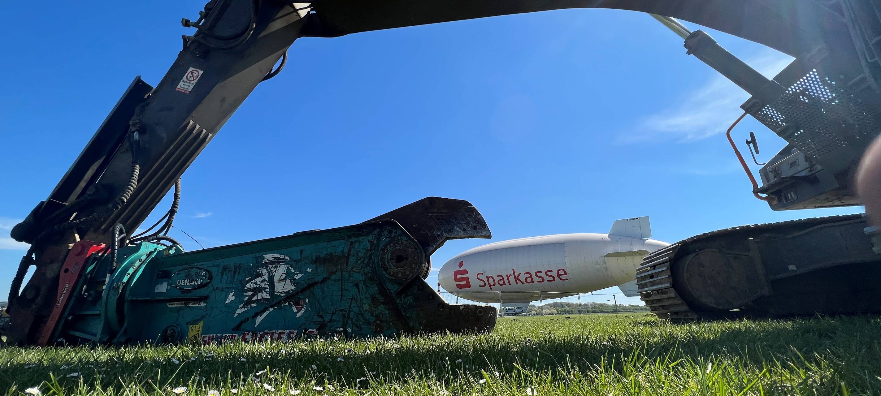 Flughafen Essen-Mülheim: Luftschiff-Halle wird abgerissen