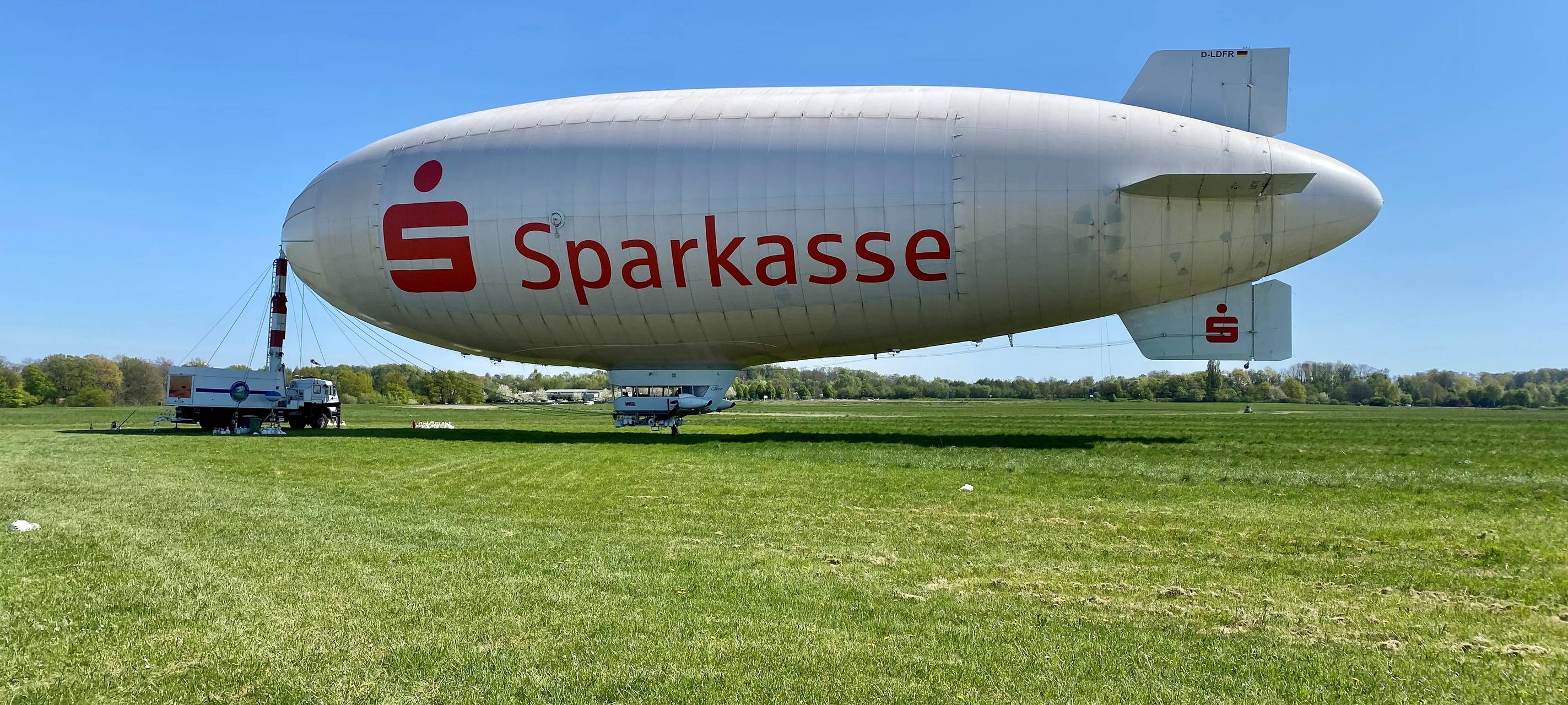 Flughafen Essen-Mülheim: Luftschiff-Halle wird abgerissen