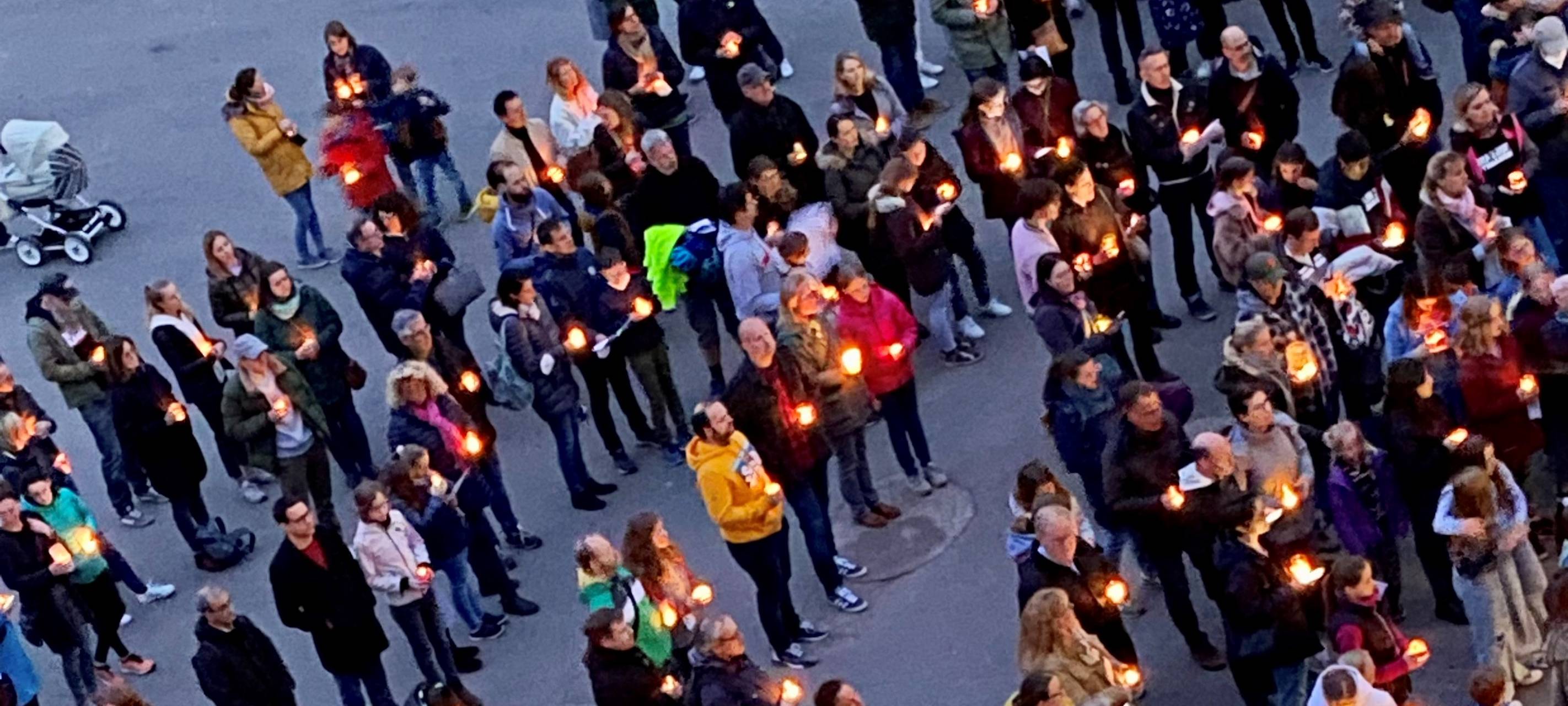 Gymnasien in Essen setzen Zeichen für Frieden