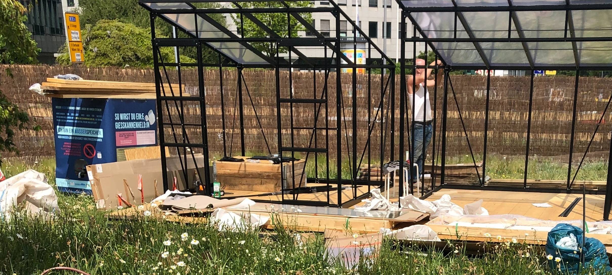 Essen: Haus kommt auf Kreisverkehr am Berliner Platz