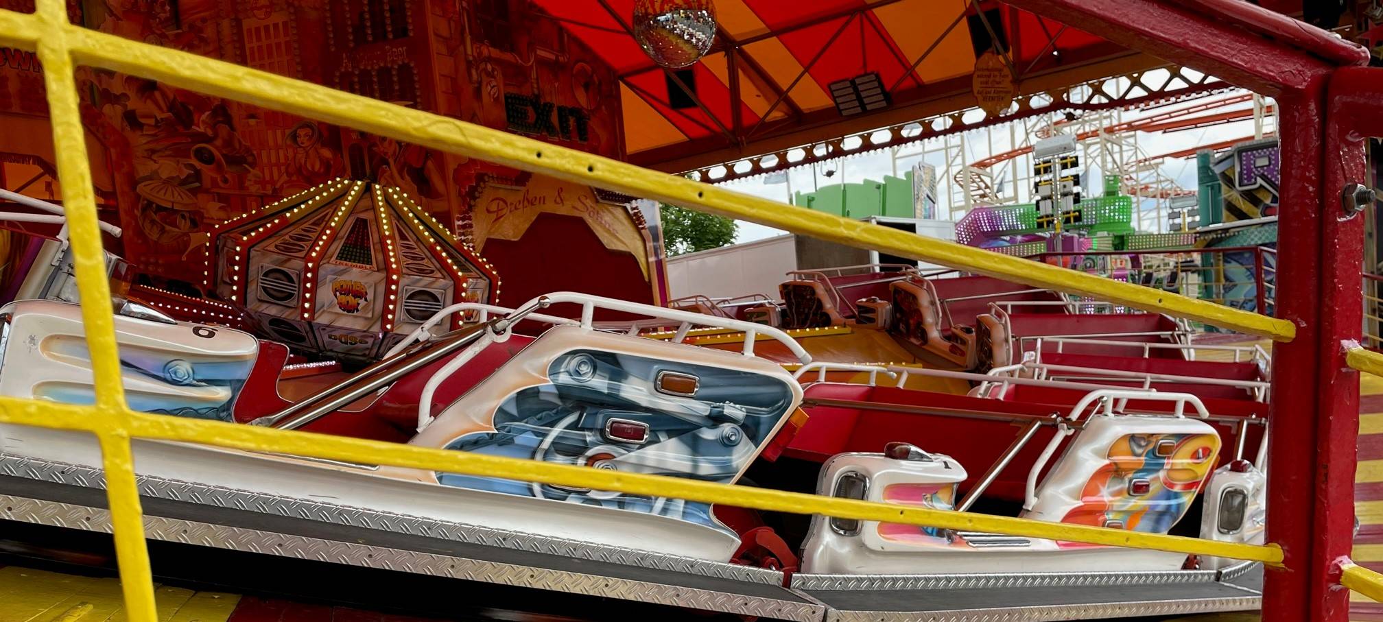 Große Kirmes in Essen an der Hafenstraße