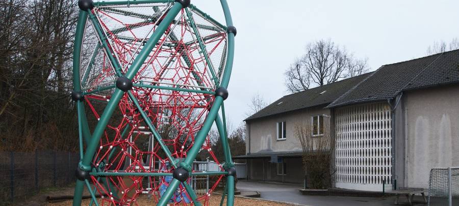Schulhöfe in Essen werden an den Wochenenden zu Spielplätzen