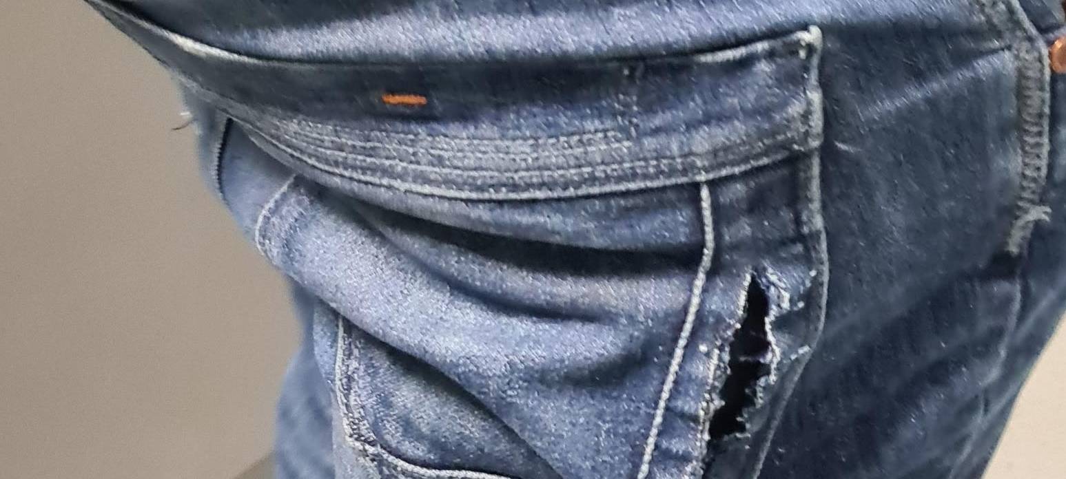 Dieb schneidet Schlafendem im Hauptbahnhof Essen die Hosentasche auf