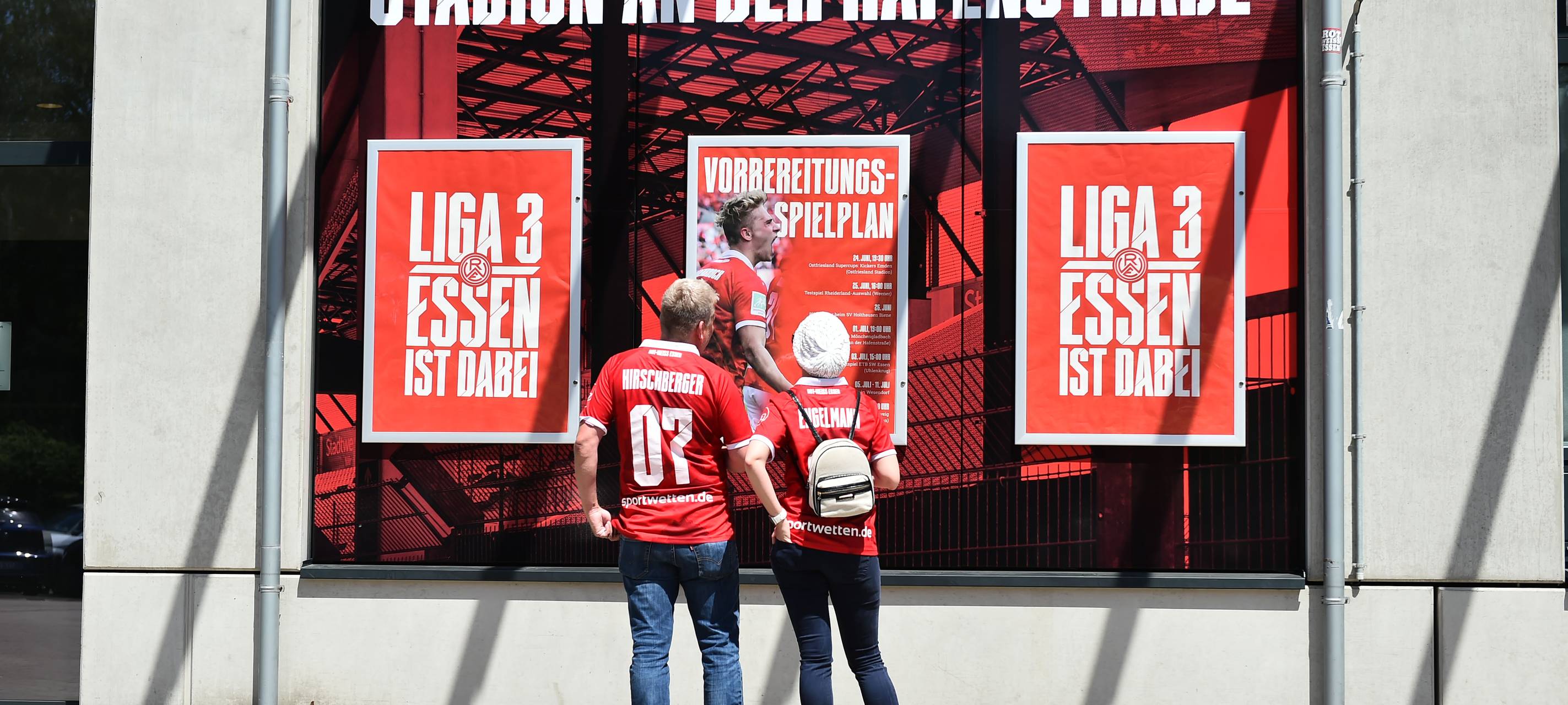 stadion-an-der-hafenstrasse-bergeborbeck-rwe-rot-weiss-essen-radio
