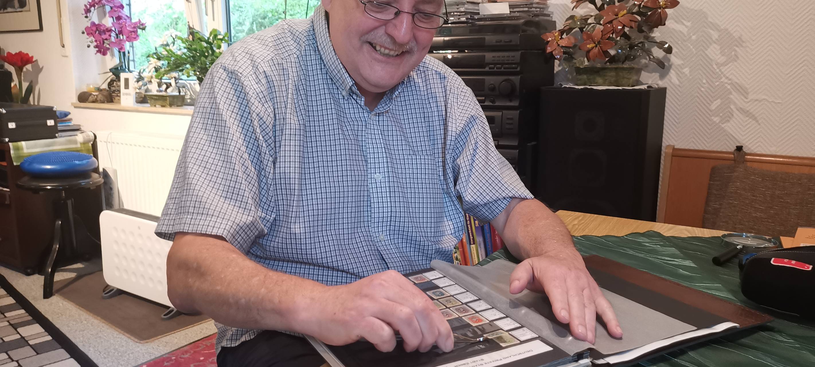 Sammler in Essen: Vom Lindenstraßen-Museum zur ersten Briefmarke der Welt