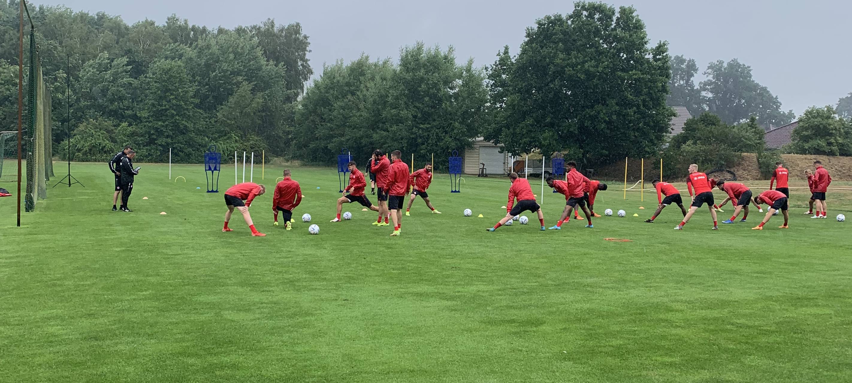 Rot-Weiss Essen im Trainingslager: Radio Essen live vor Ort!