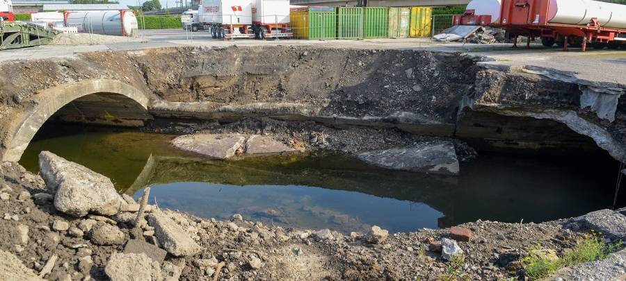 Krater nach Jahrhunderthochwasser in Essen-Kupferdreh