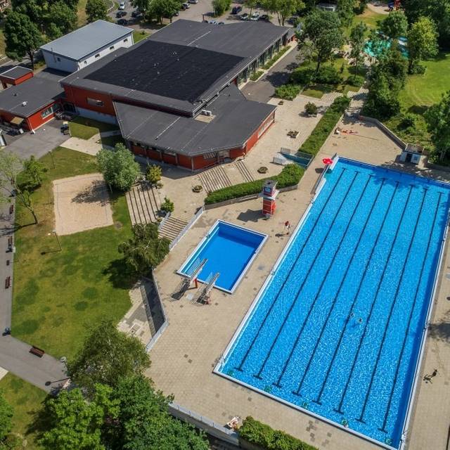 Schwimmzentrum_Oststadt-stadt-radio-essen-freisenbruch