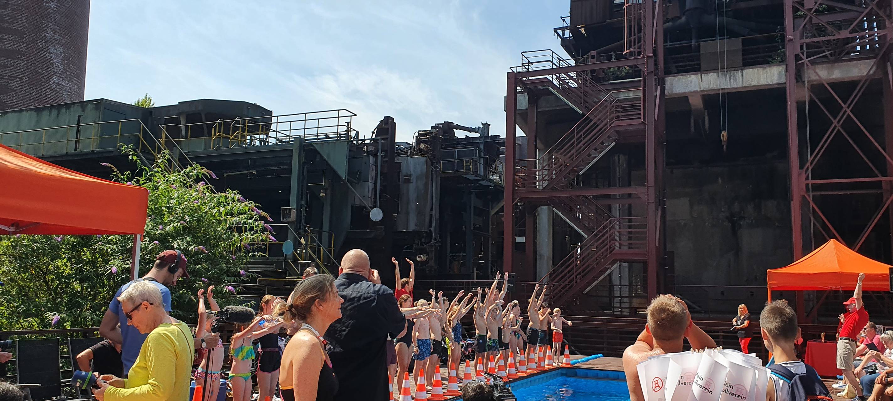 So war der Arschbombencontest in Essen