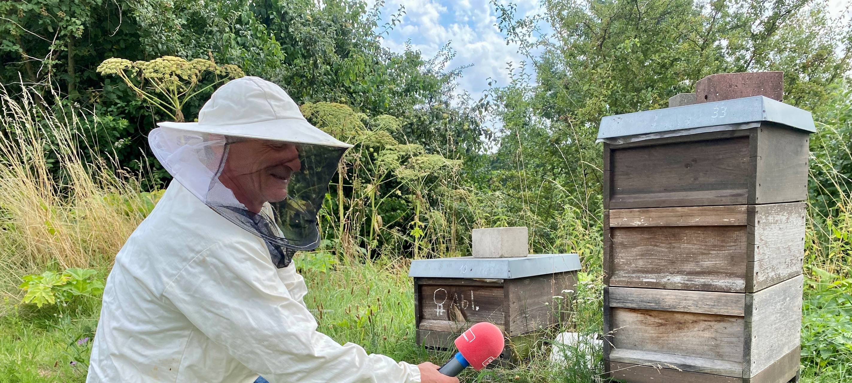 Volle Montur für Radio Essen-Stadtreporter Kostas Mitsalis.