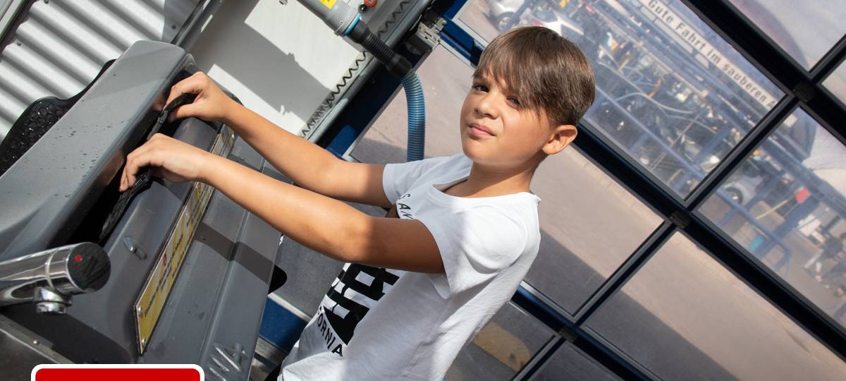 Der Radio Essen-Verkehrsmeldertag 2022 mit Gratis-Autowäsche: Bilder, Geschichten & viel Spaß