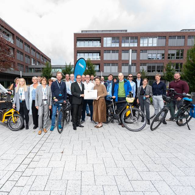 Der Energiekonzern RWE in Altenessen ist zum fahrradfreundlichen Arbeitgeber ernannt worden. 