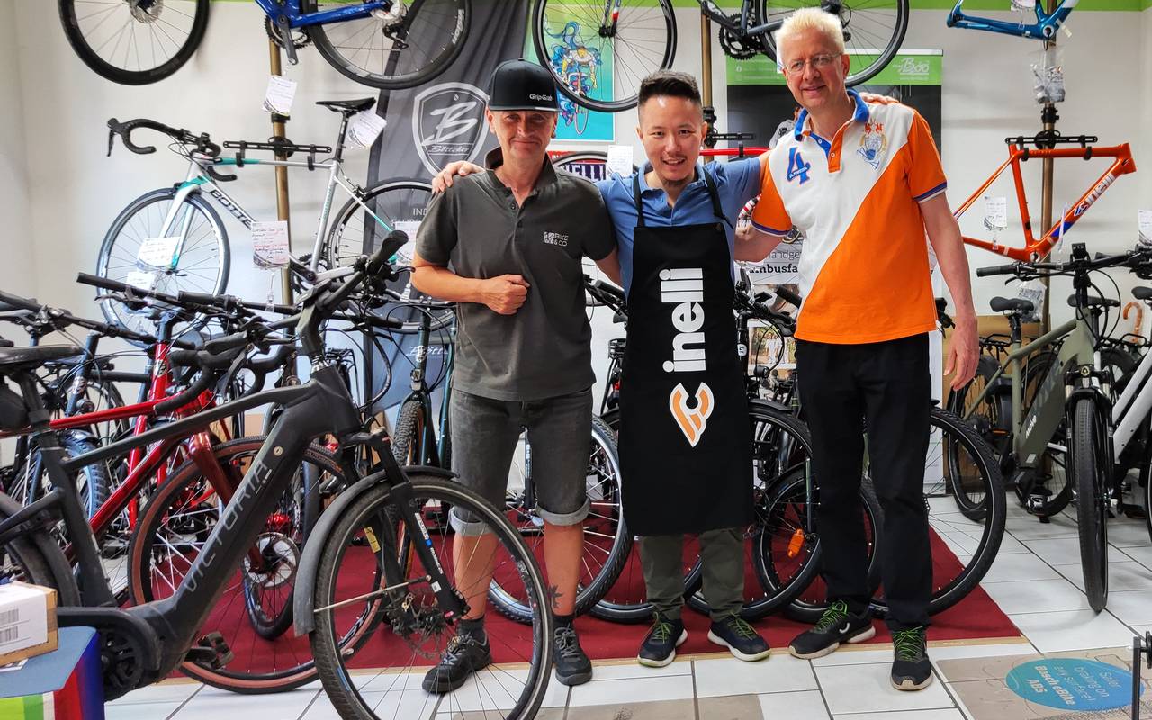 Team von Fahrrad Mertens freut sich auf neuen Laden in Essen-Südostviertel