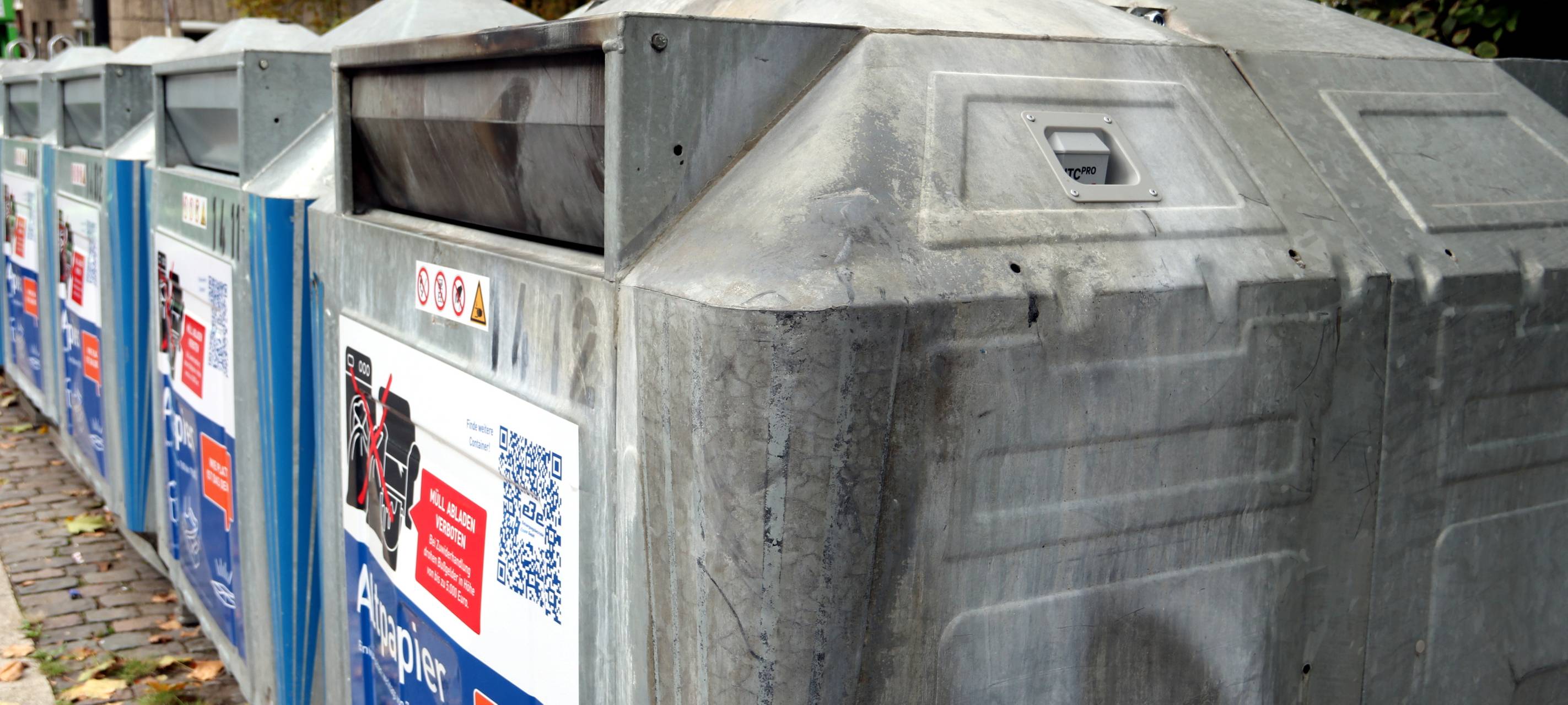 Papiermüll in Essen: Neues System gegen überfüllte Altpapiercontainer wird getestet