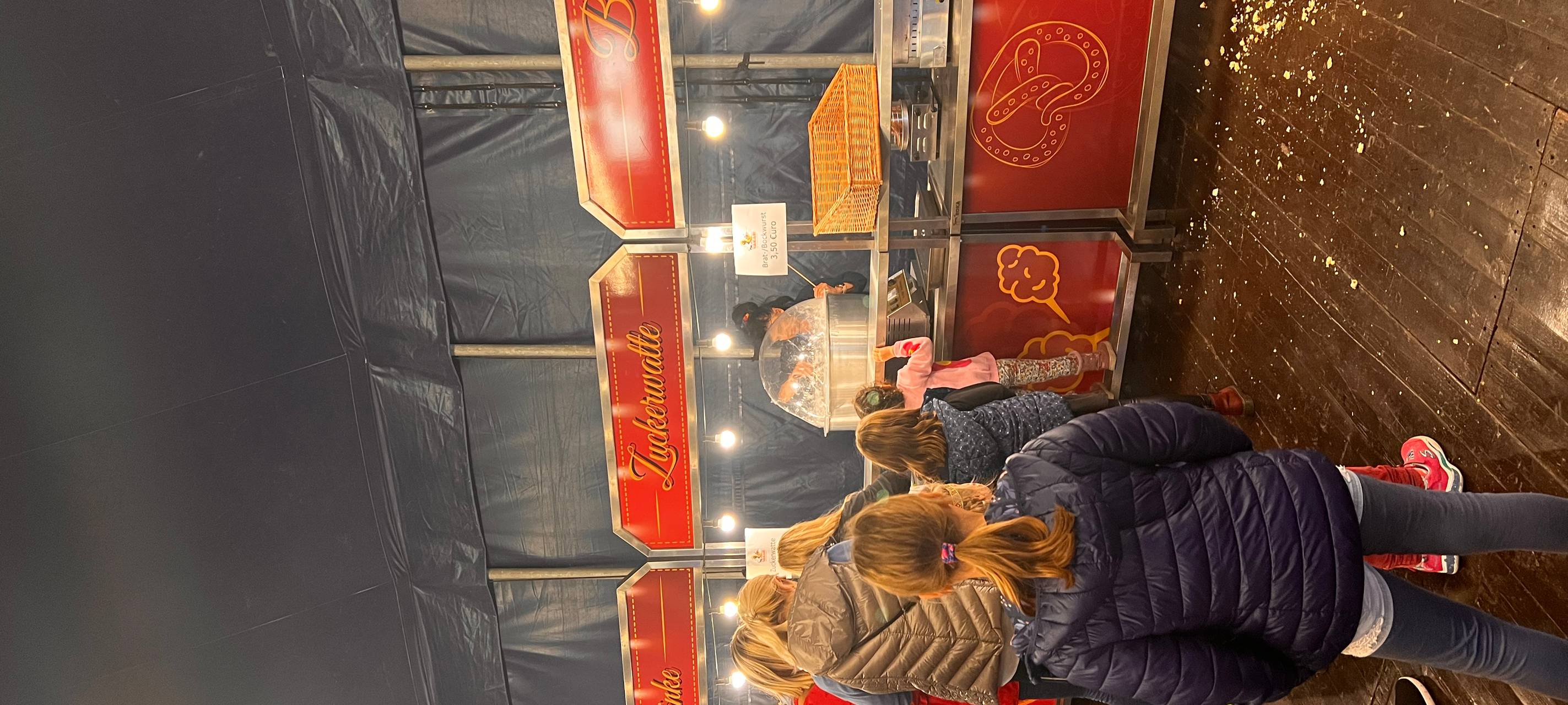 Essen: Große Pferdeshow auf Frintroper Festplatz