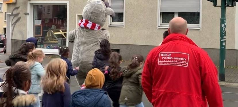 Radio Essen-Verkehrssicherheitsaktion: Wir kommen mit unserem Elch Emil zu Euch