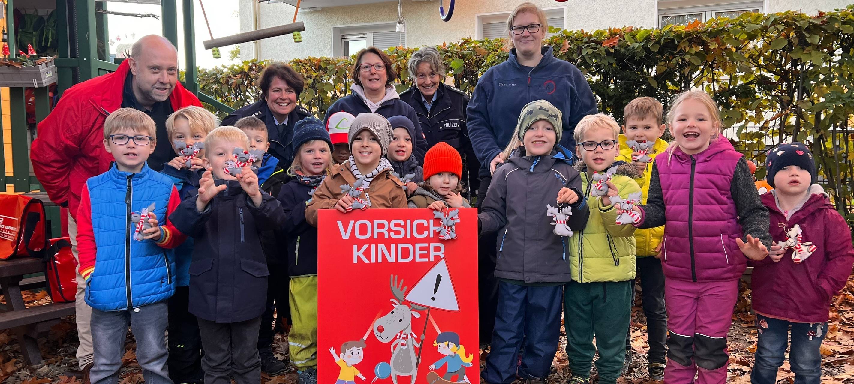 Radio Essen-Verkehrssicherheitsaktion: Wir kommen mit unserem Elch Emil zu Euch