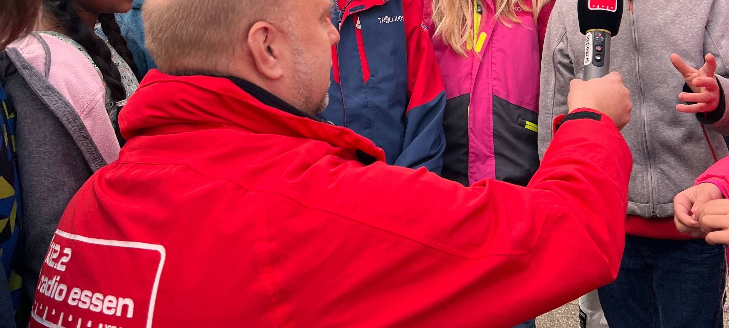 Radio Essen-Verkehrssicherheitsaktion: Wir kommen mit unserem Elch Emil zu Euch