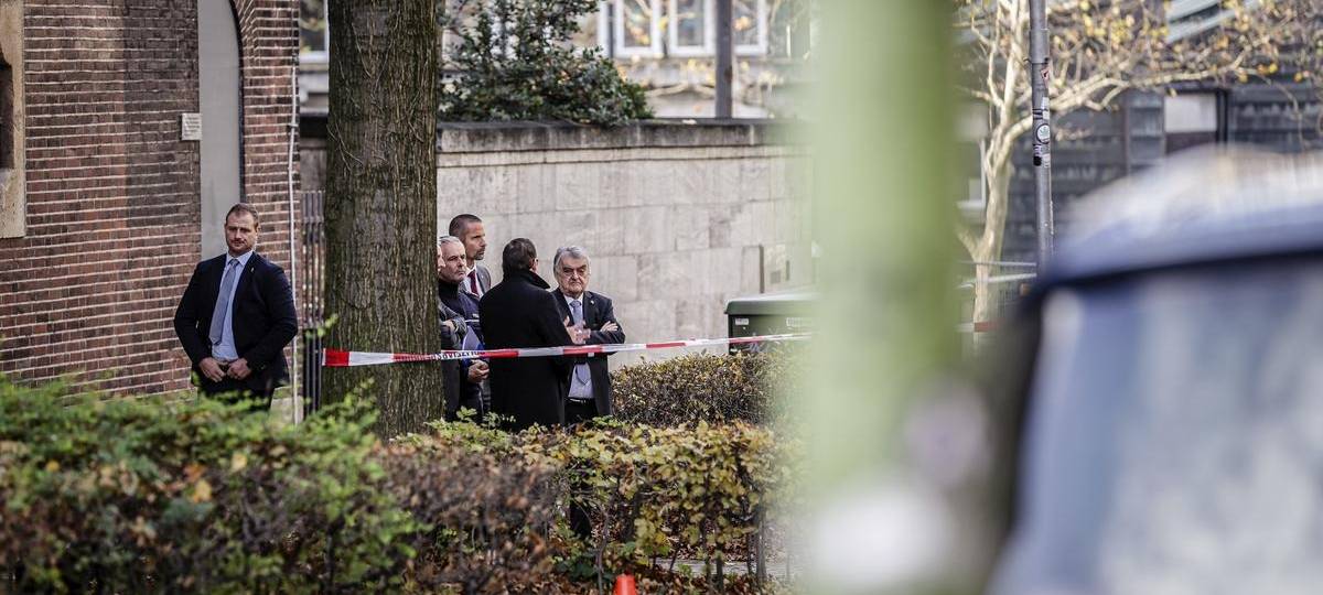 Schüsse an der Synagoge in Essen: Polizei sucht Tatverdächtigen