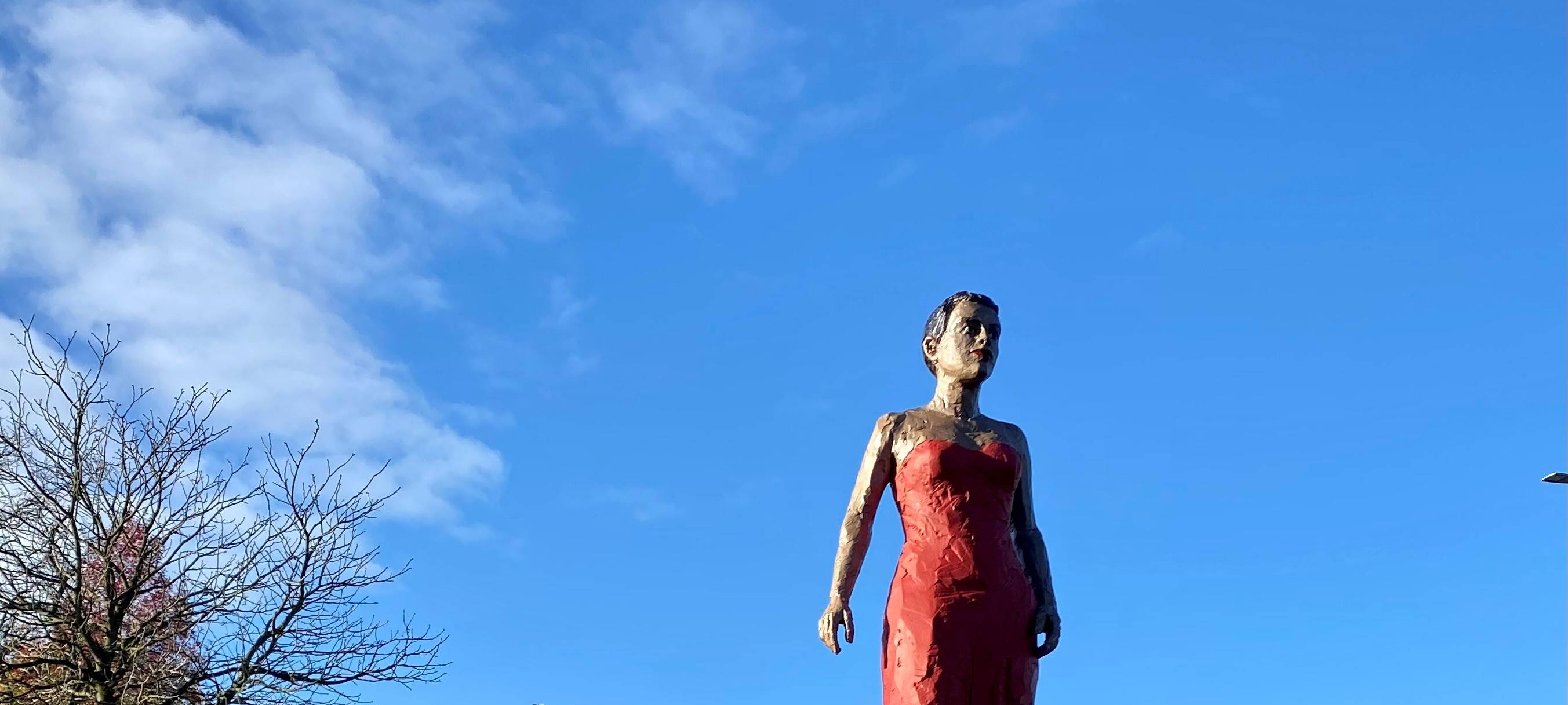 Essen: Klavier steht ab sofort an großer Straßenkreuzung