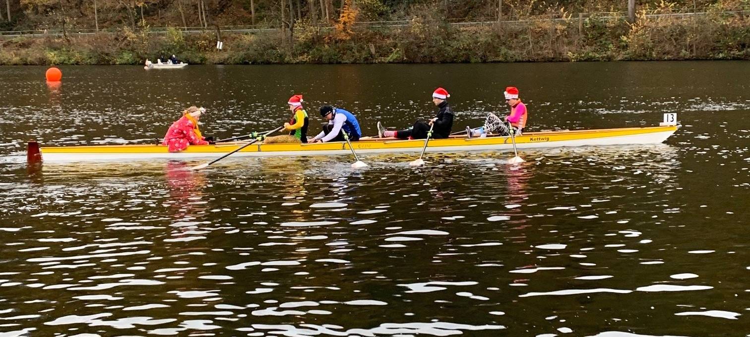 Weihnachtliche Ruderregatta in Essen