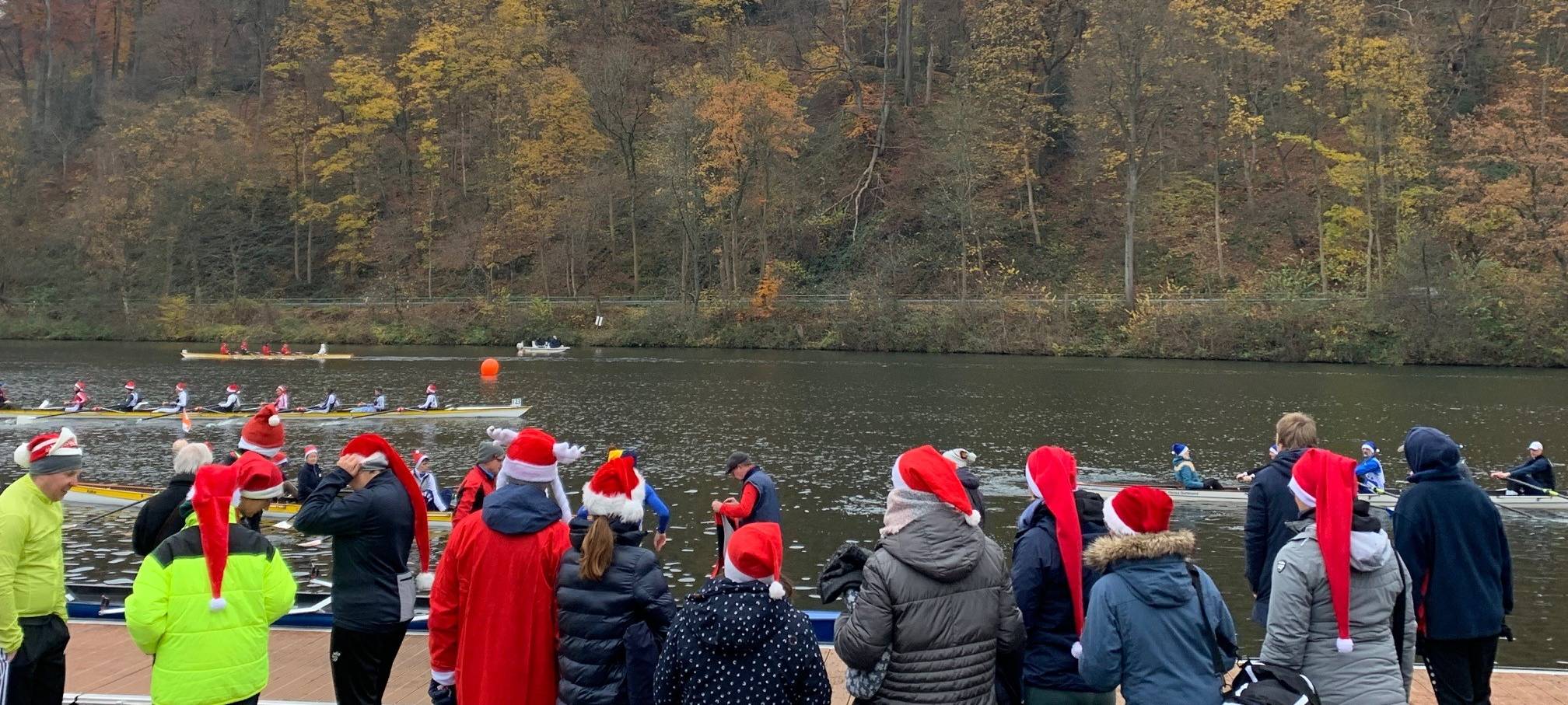Weihnachtliche Ruderregatta in Essen