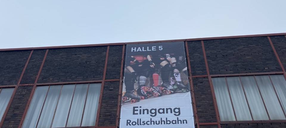 Rollschuhbahn in Essen eröffnet statt Eisbahn