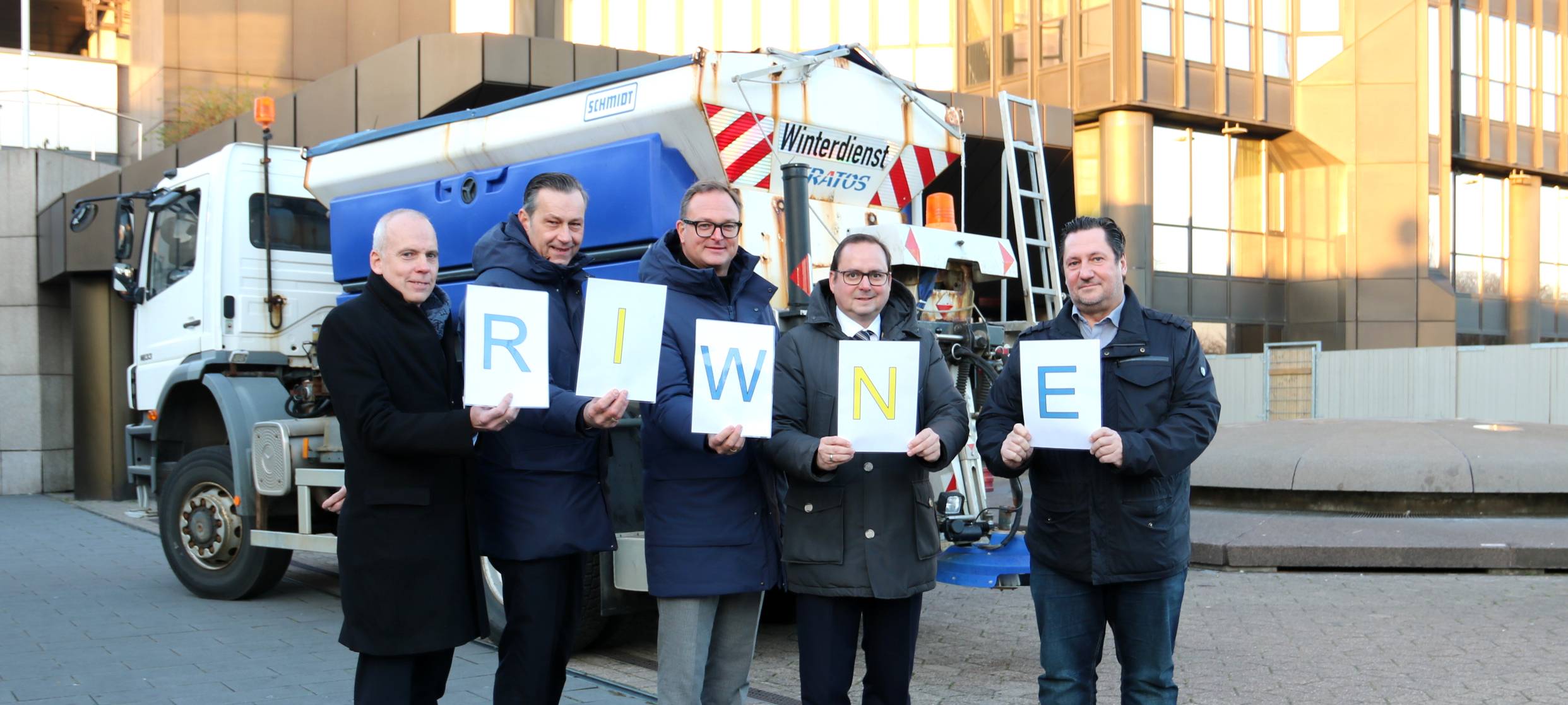 Entsorgungsbetriebe Essen spenden Fahrzeuge an die Ukraine